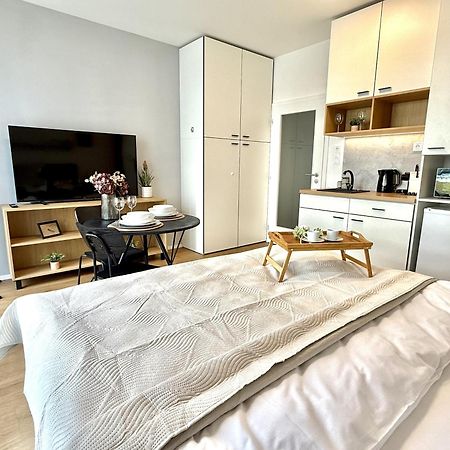 City Relax Apartments With Free Parking, 10 Mins Walk To City Centre Brno Exterior photo