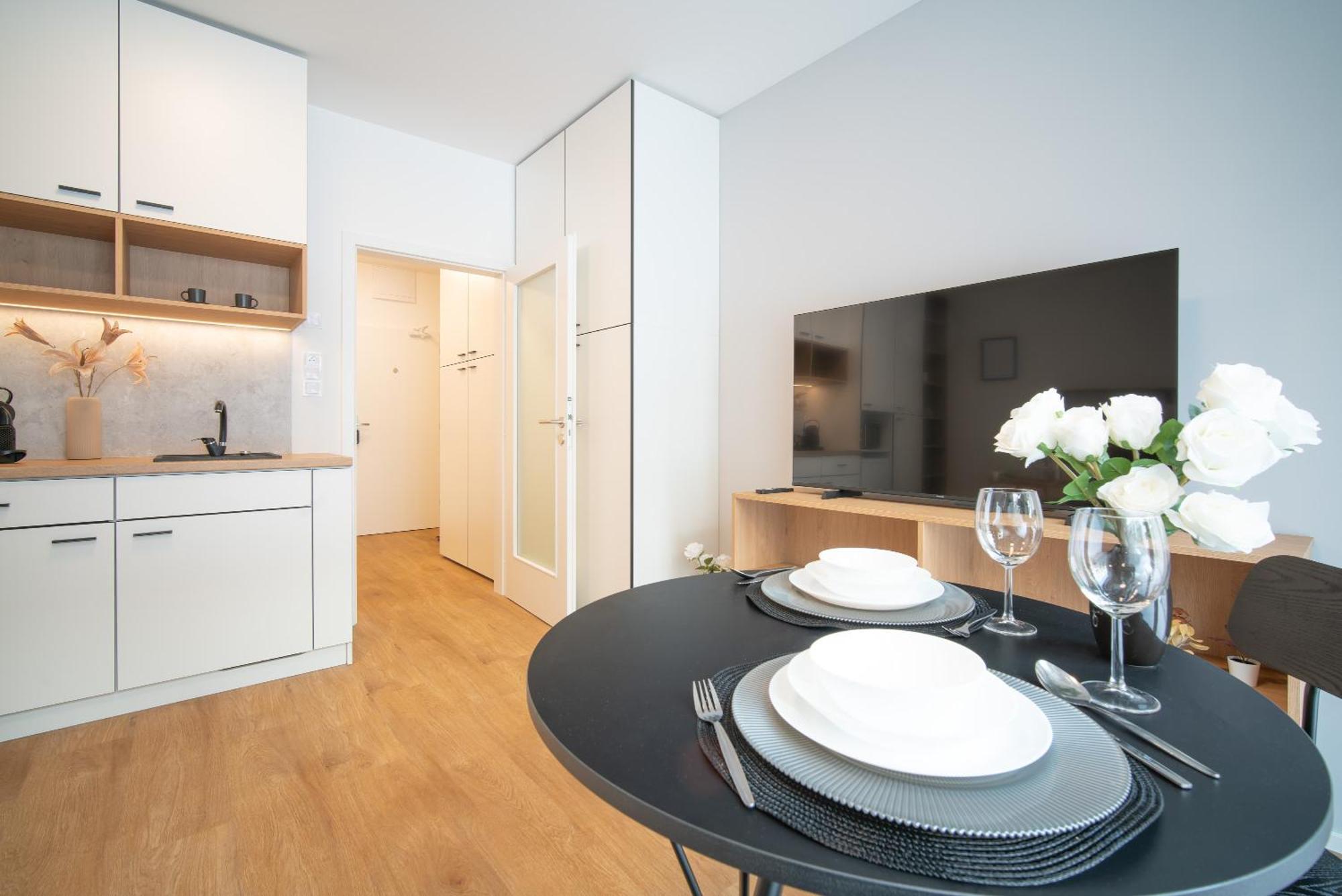 City Relax Apartments With Free Parking, 10 Mins Walk To City Centre Brno Exterior photo